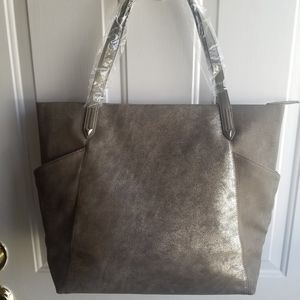 Stella and Dot Bleecker Tote